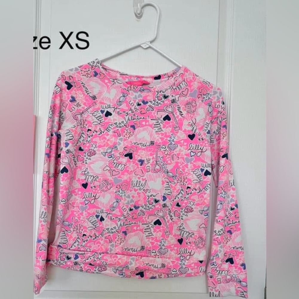 XS Lilly Pulitzer Valentines Day Pullover